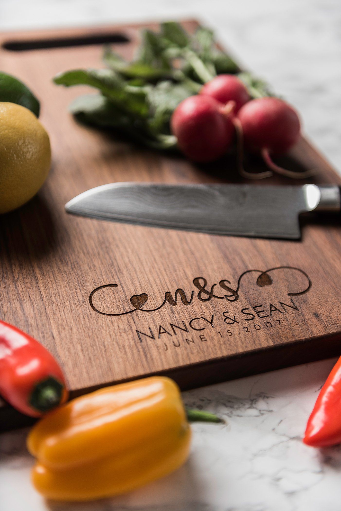 Personalized Charcuterie Board with Names, Date and Hearts - by Well Written Gifts