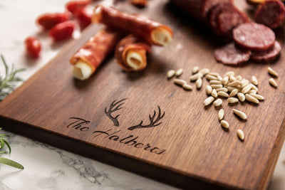 Personalized Charcuterie Board with Antler, Custom Cutting Board Wedding Gift, Engagement Gift for Couple, 5th Anniversary Gift, Wooden Tray