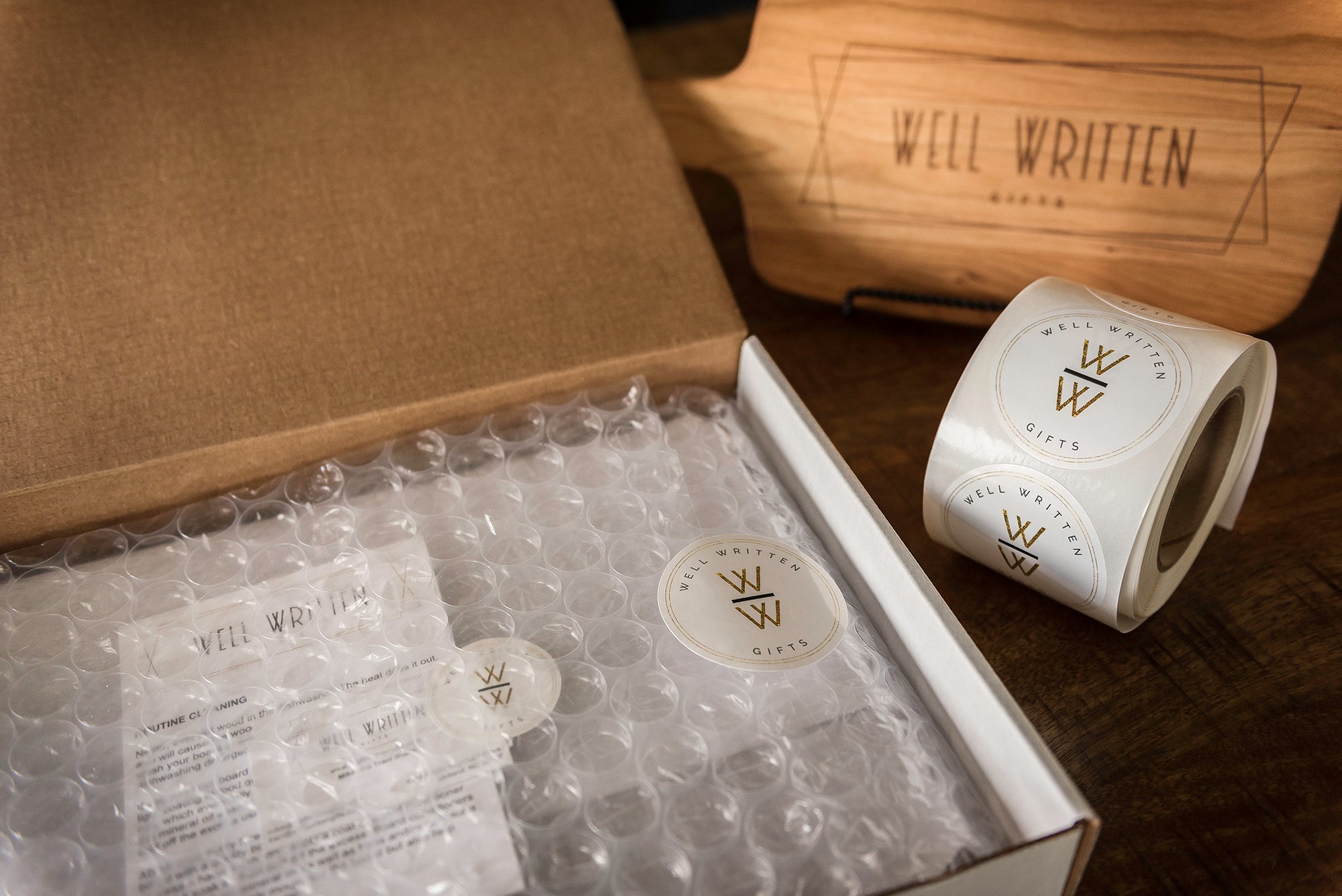 Personalized Wood Cheese Board with Leaves | Unique Baguette Board - MNHN